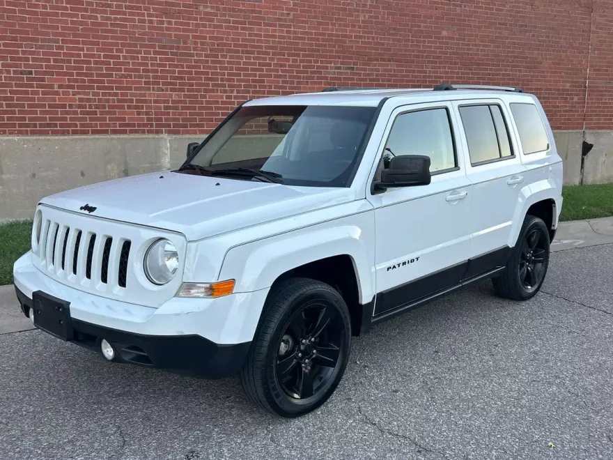 2015 Jeep Patriot Altitude Edition photo 1