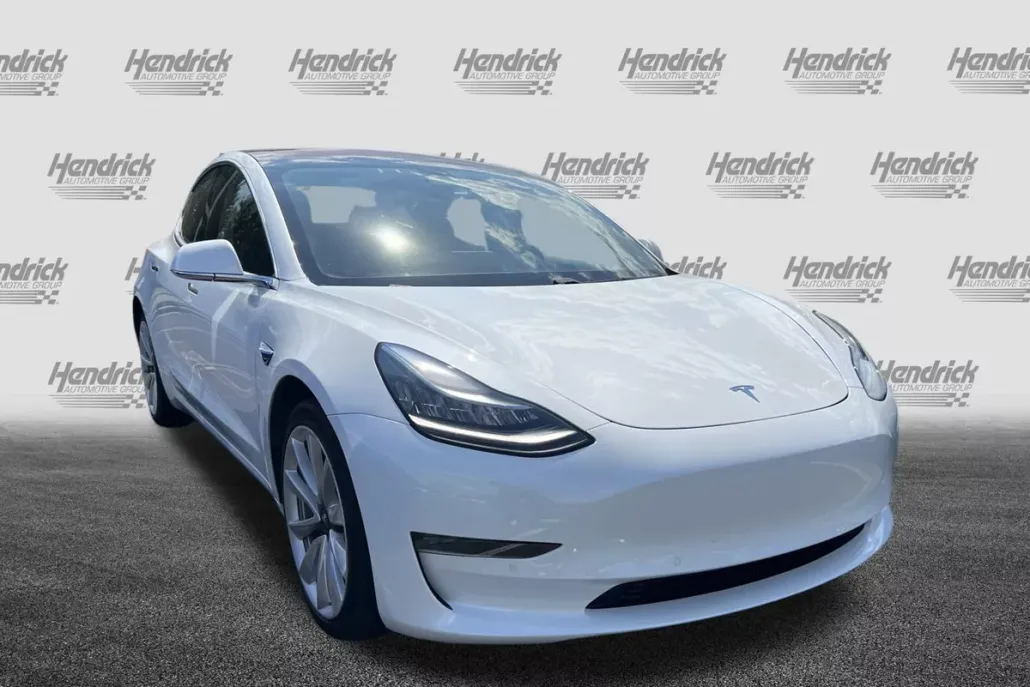 2018 Tesla Model 3 Long Range photo 1