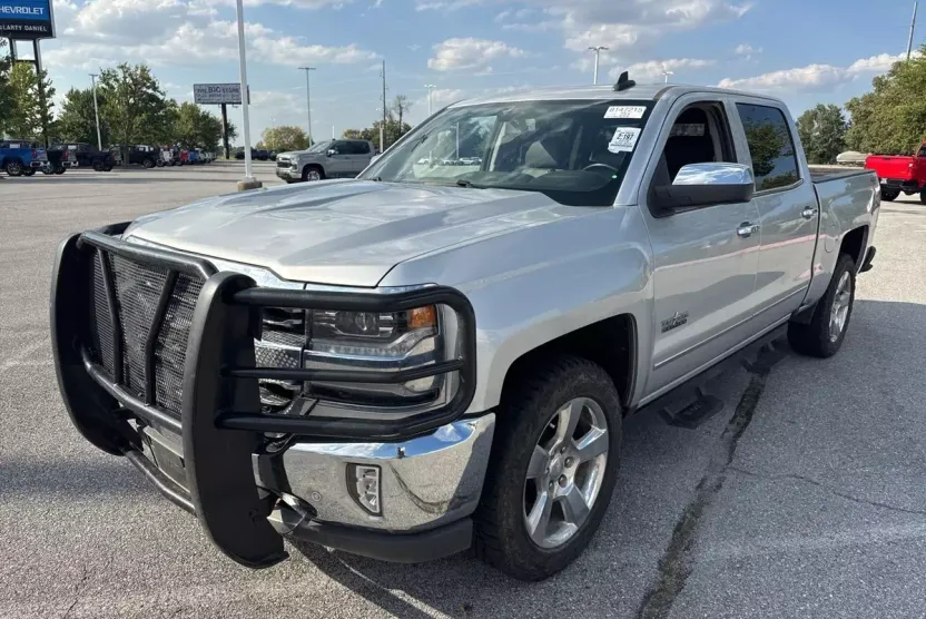 2018 Chevrolet Silverado 1500 LTZ photo 1