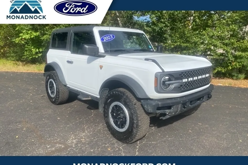 2023 Ford Bronco Badlands photo 1