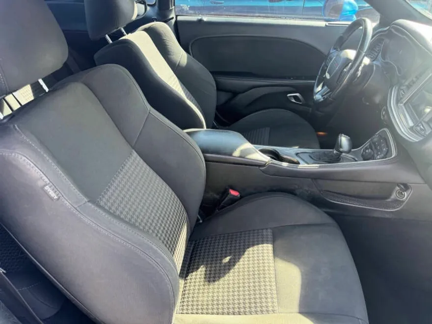 2019 Dodge Challenger R/T photo 1