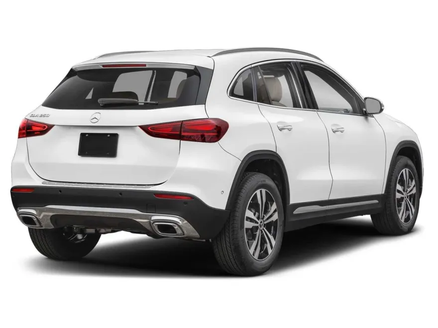 2025 Mercedes Benz GLA 250 4MATIC photo 1