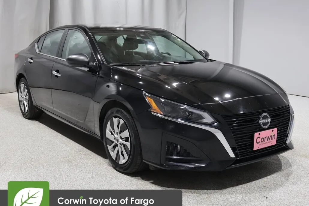2024 Nissan Altima 2.5 S photo 1