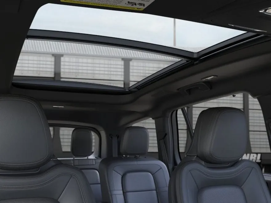2025 Lincoln Aviator Reserve photo 18