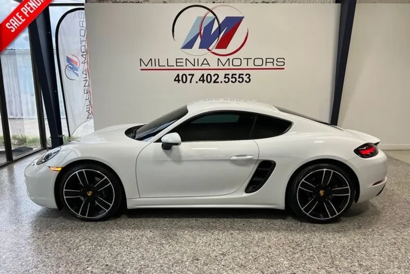 2018 Porsche Cayman Base photo 1