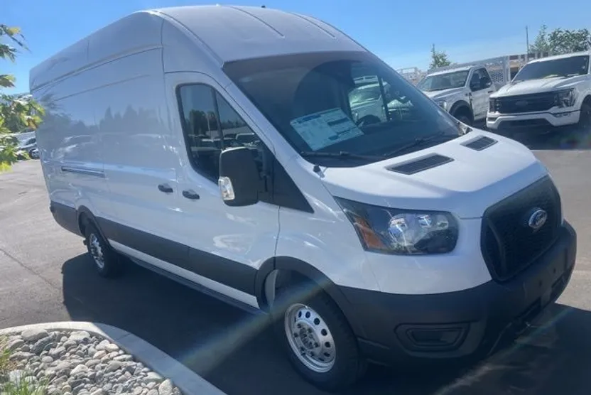 2025 Ford Transit photo 1
