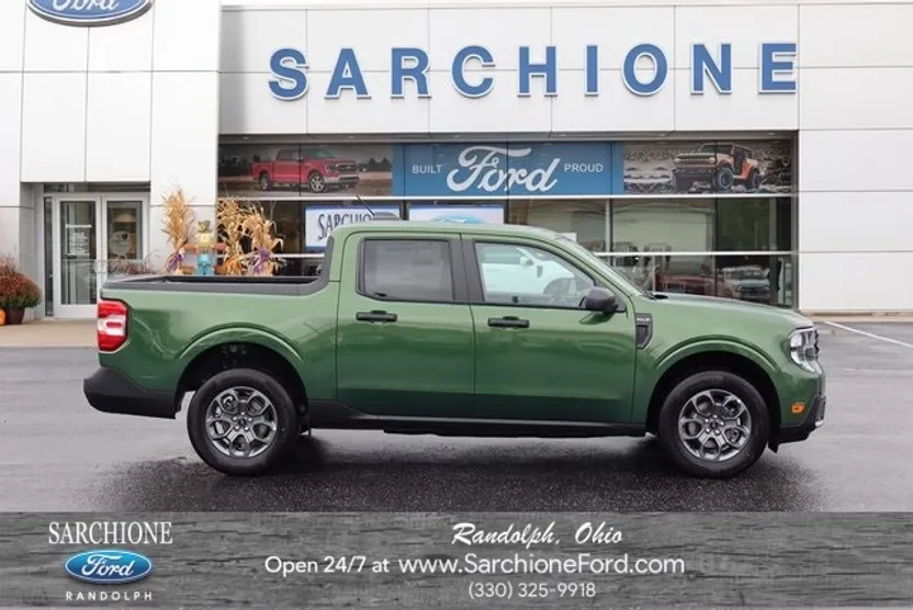 2025 Ford Maverick XLT photo 1