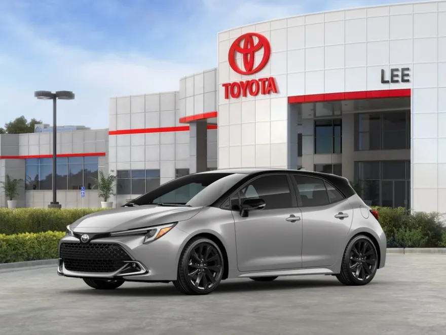 2025 Toyota Corolla XSE photo 1