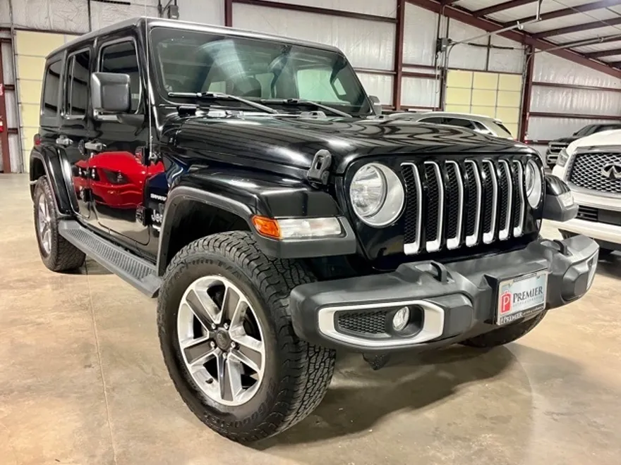 2020 Jeep Wrangler Unlimited Sahara photo 1