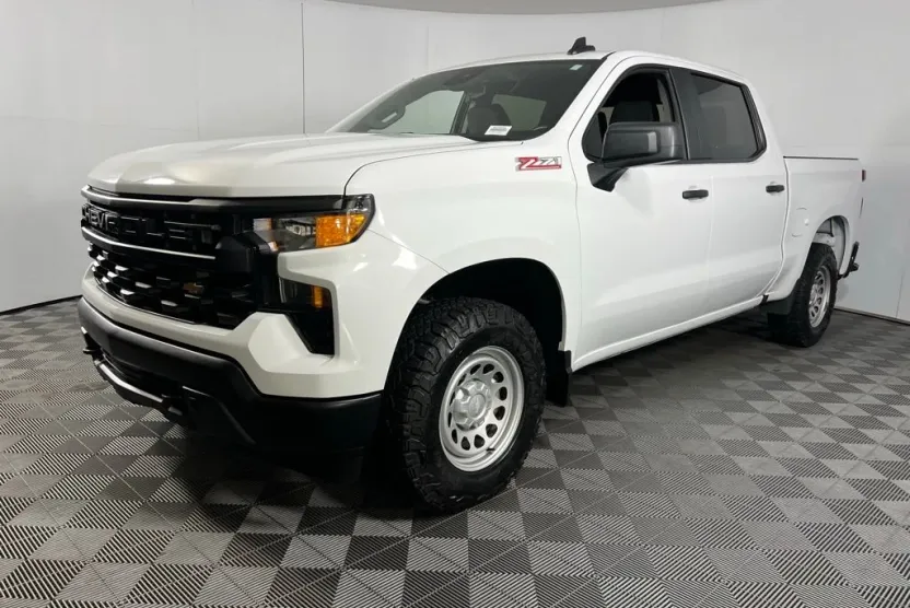 2024 Chevrolet Silverado 1500 photo 1