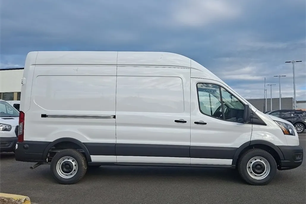 2025 Ford Transit photo 1