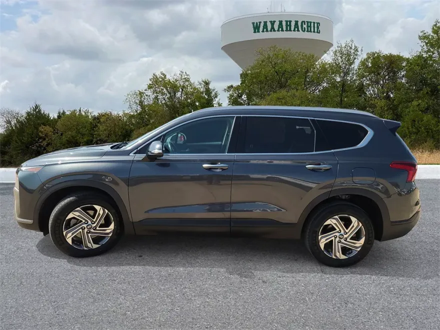 2023 Hyundai Santa Fe SEL photo 1
