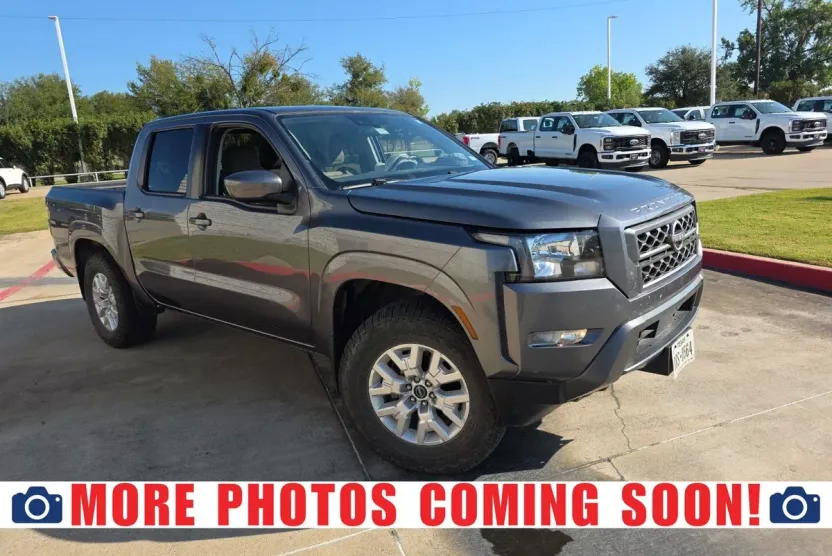 2022 Nissan Frontier SV photo 1