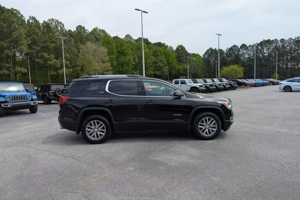 2018 Gmc Acadia SLE photo 1