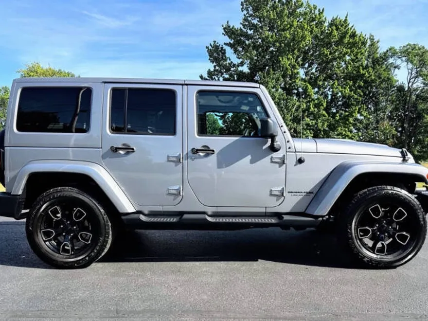 2018 Jeep Wrangler Unlimited Altitude photo 1