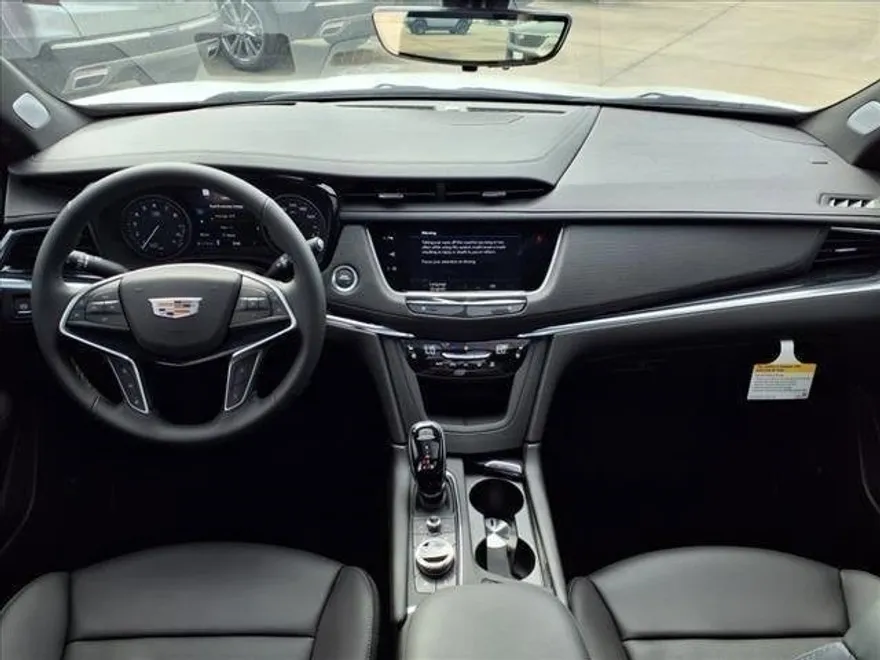 2025 Cadillac XT5 Premium Luxury photo 5