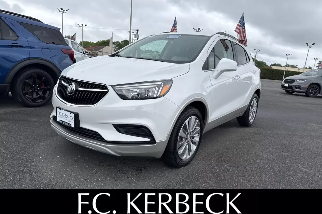 2020 Buick Encore Preferred photo 1