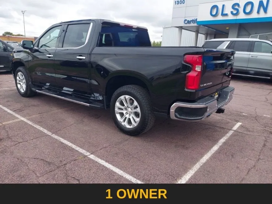 2023 Chevrolet Silverado 1500 LTZ photo 1