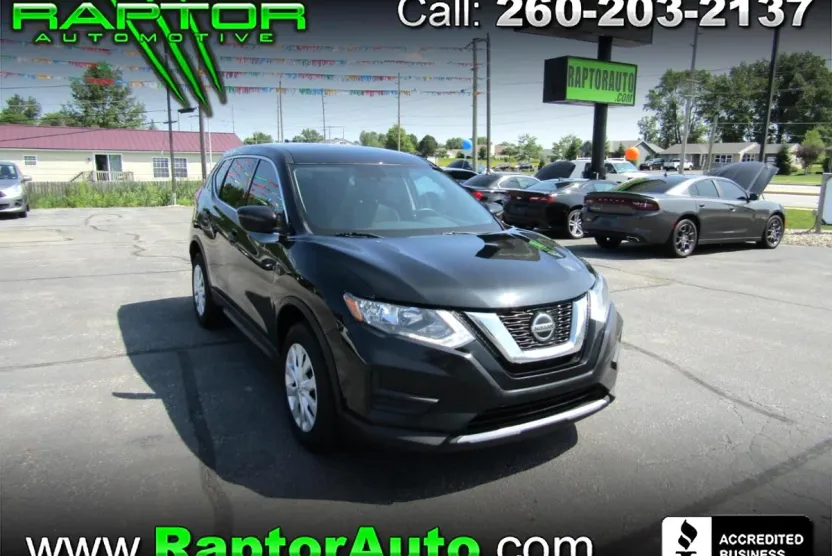 2019 Nissan Rogue S photo 1