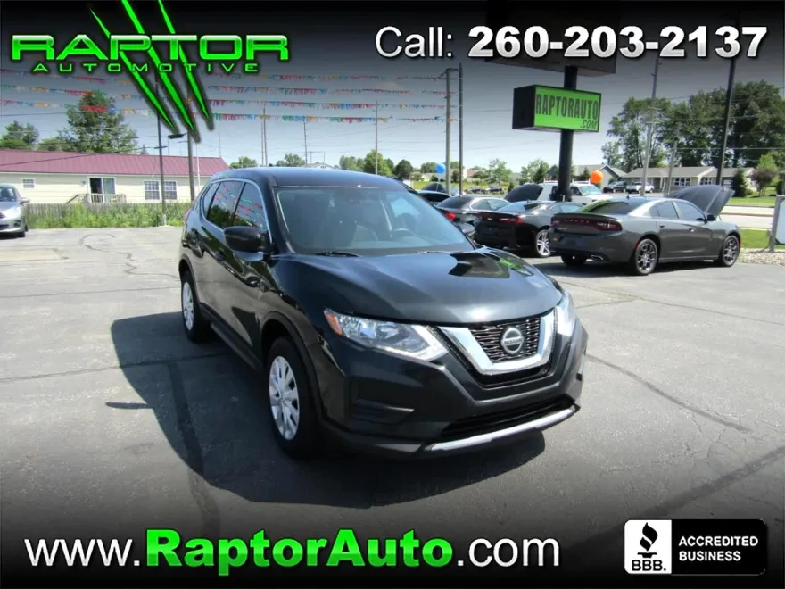 2019 Nissan Rogue S photo 1