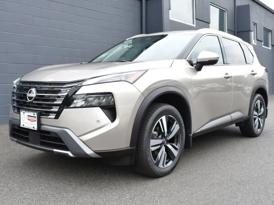 2025 Nissan Rogue SL photo 1