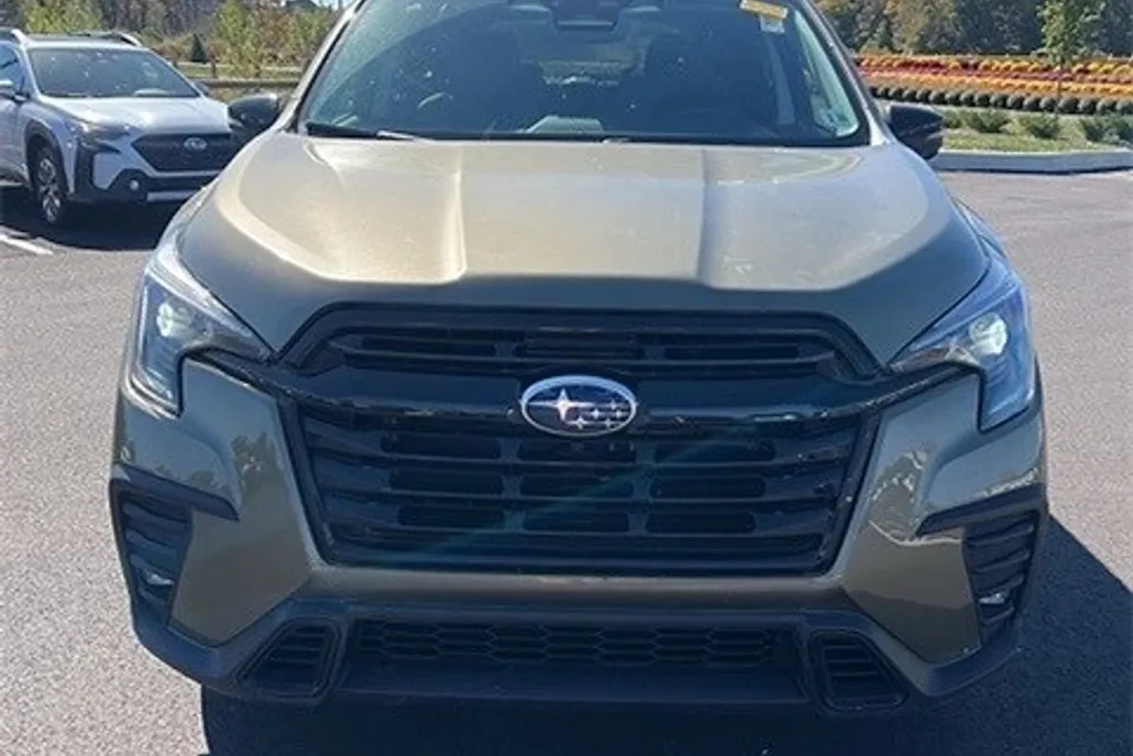 2023 Subaru Ascent Onyx Edition photo 1
