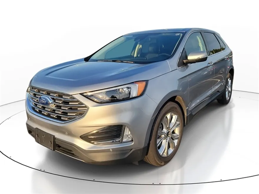 2024 Ford Edge Titanium photo 1