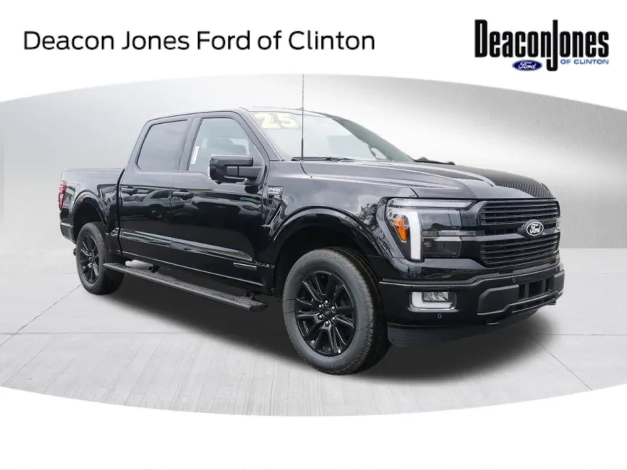 2025 Ford F-150 Platinum photo 1
