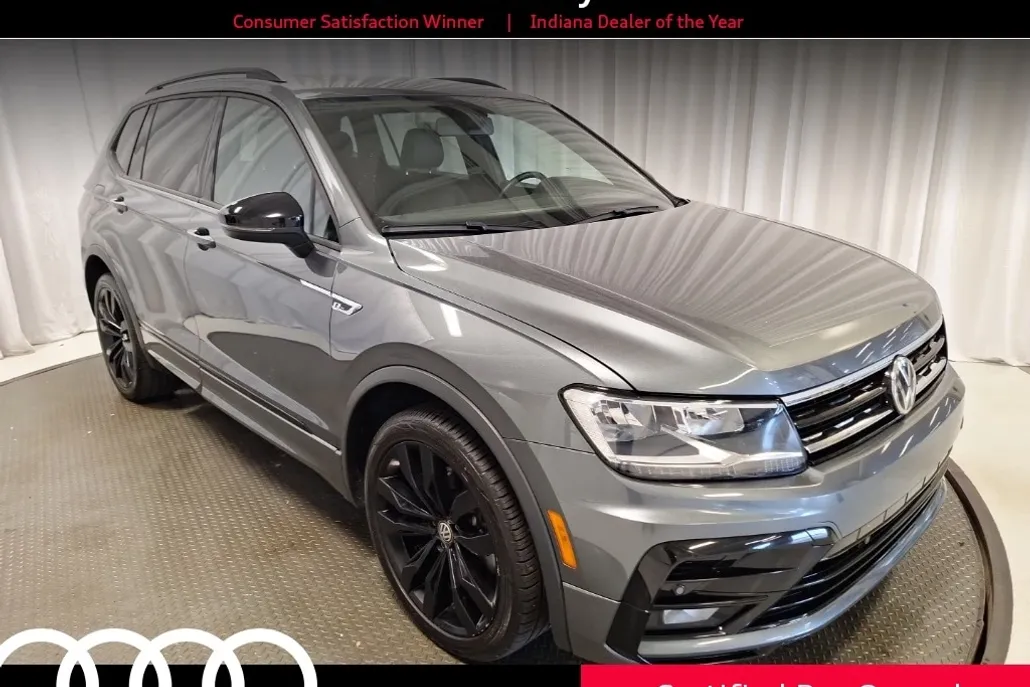2020 Volkswagen Tiguan SE R-Line Black photo 1