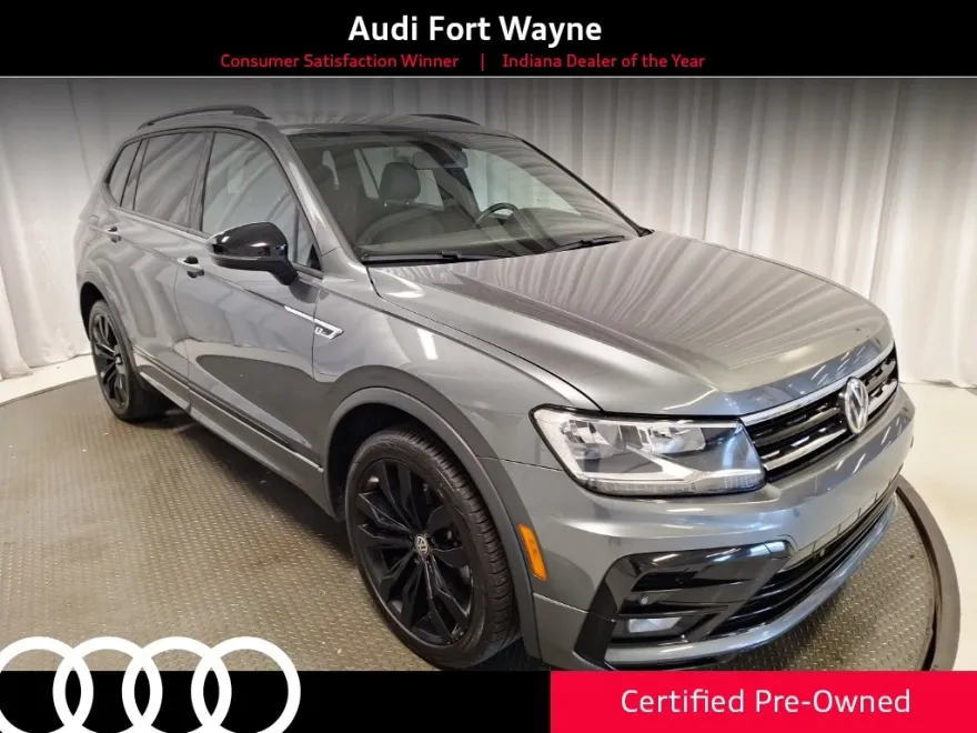 2020 Volkswagen Tiguan SE R-Line Black photo 1