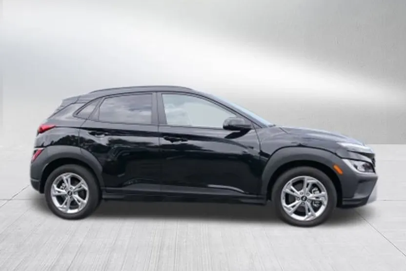 2023 Hyundai Kona SEL photo 1