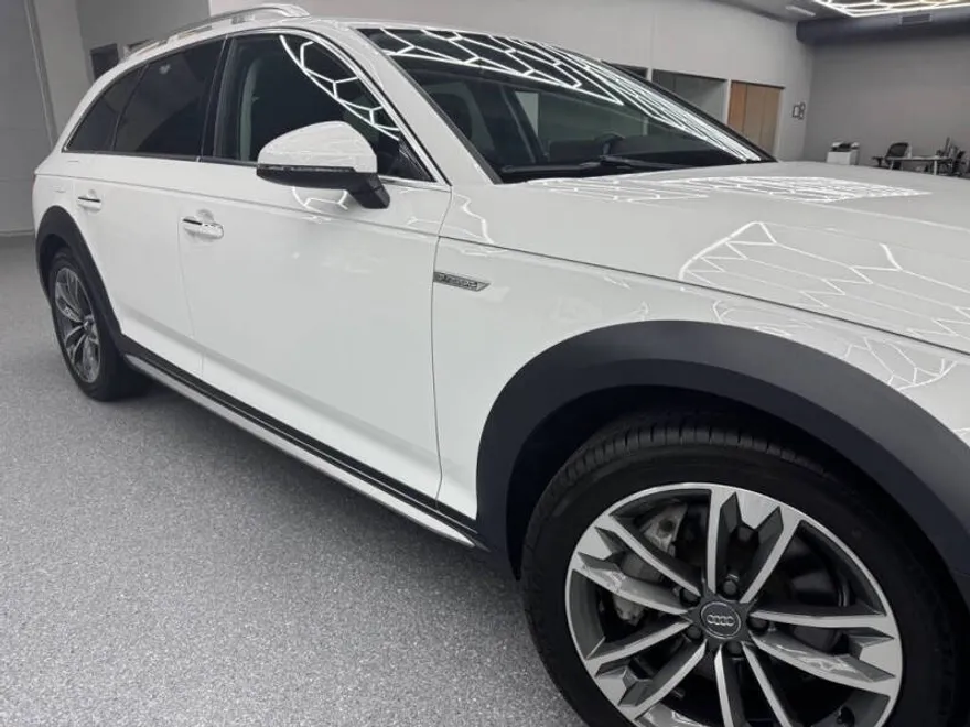 2017 Audi A4 Allroad 2.0T Quattro Premium Plus photo 1