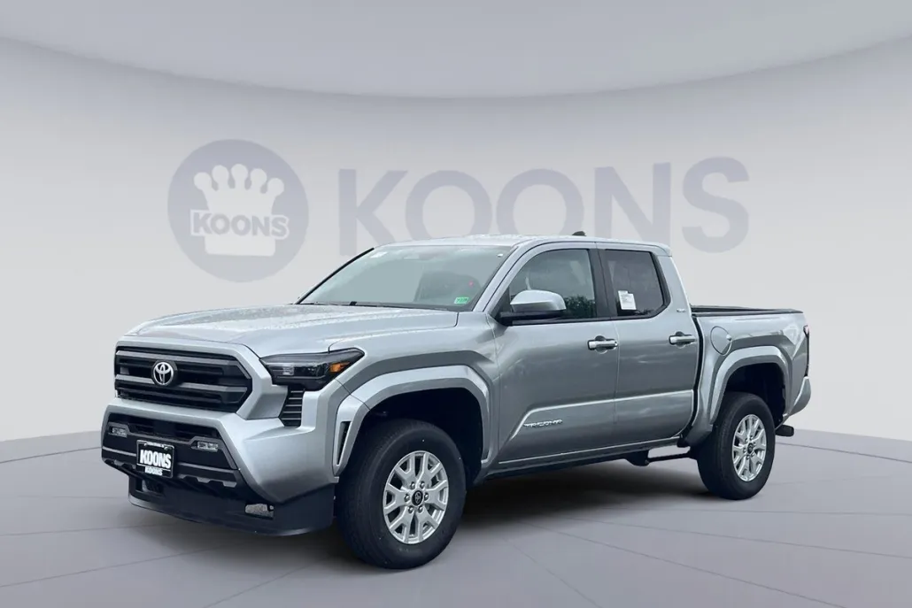2025 Toyota Tacoma SR5 photo 1