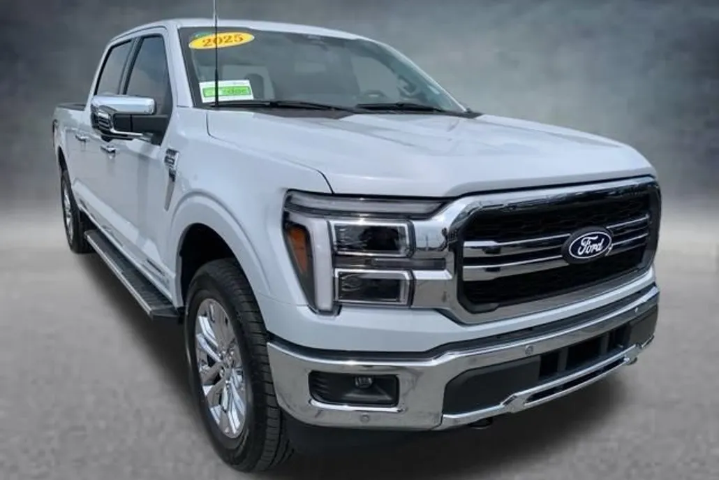 2025 Ford F-150 Lariat photo 1