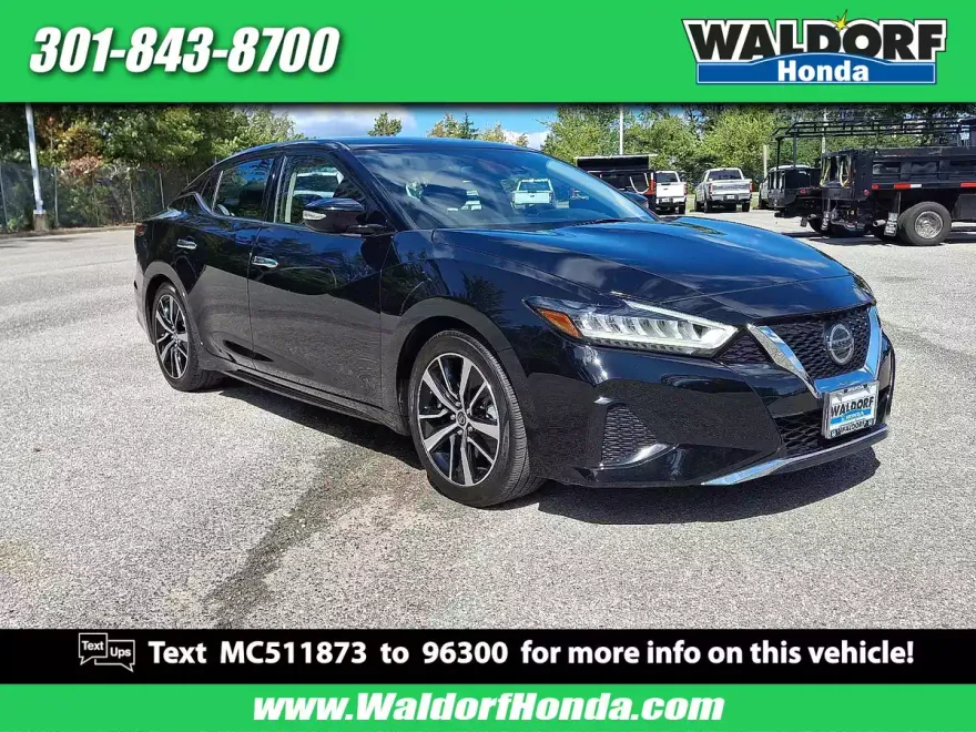 2021 Nissan Maxima SV photo 1