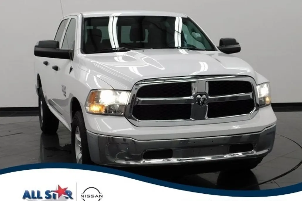 2023 Ram 1500 Classic SLT photo 1