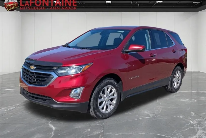2020 Chevrolet Equinox LT photo 1