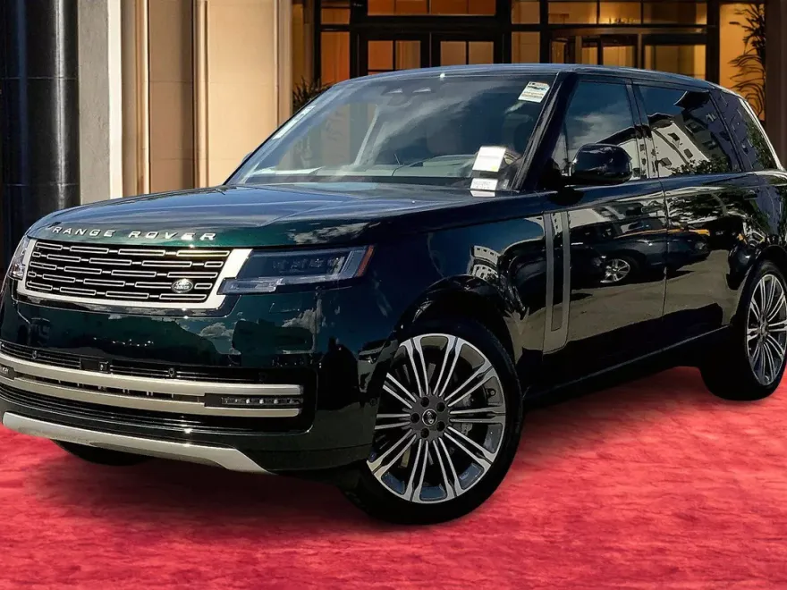 2025 Land Rover Range Rover SE photo 1