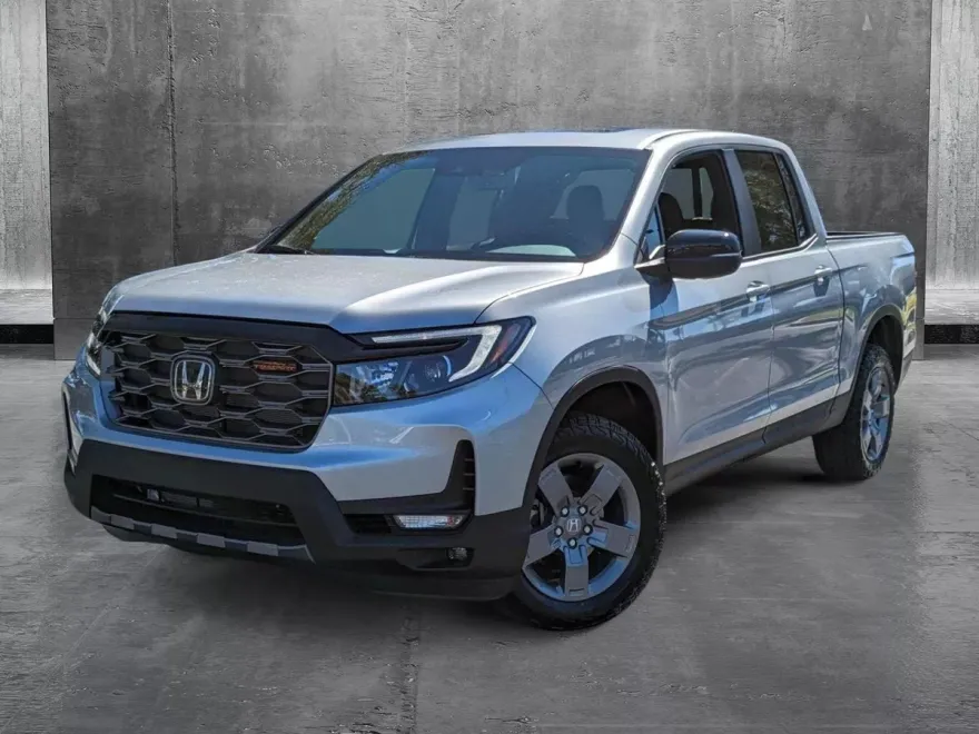 2025 Honda Ridgeline TrailSport photo 1