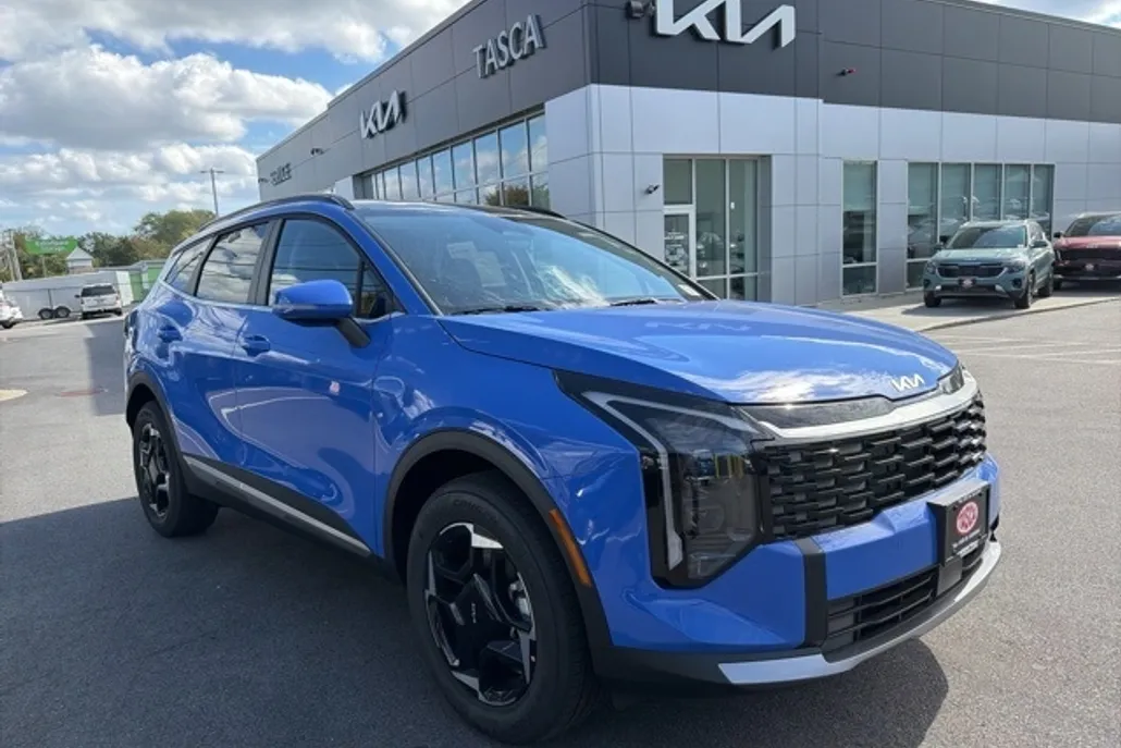 2026 Kia Sportage EX photo 1