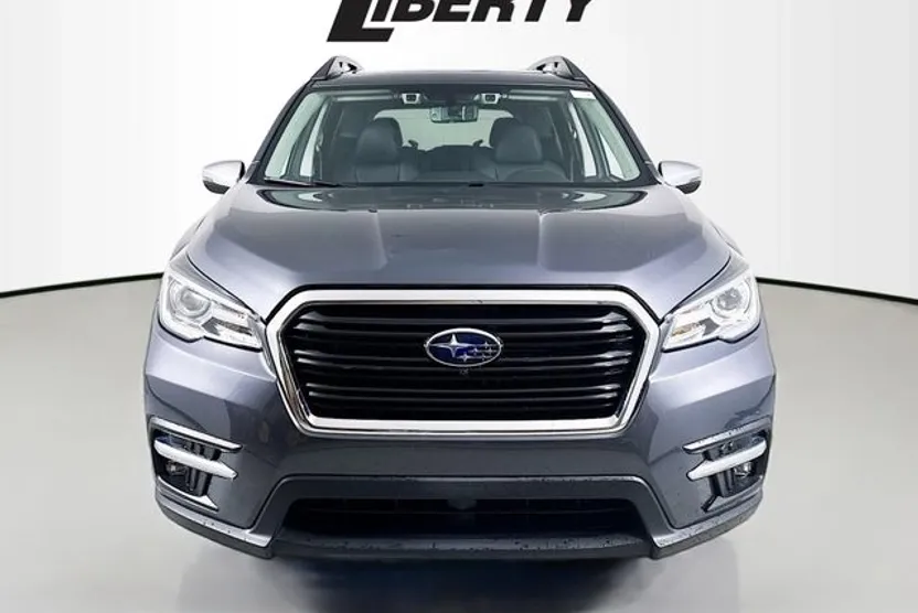 2022 Subaru Ascent Touring photo 1