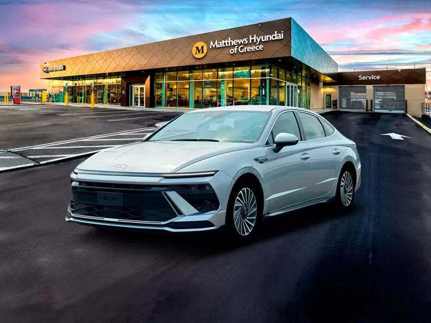 2025 Hyundai Sonata Hybrid Limited photo 1