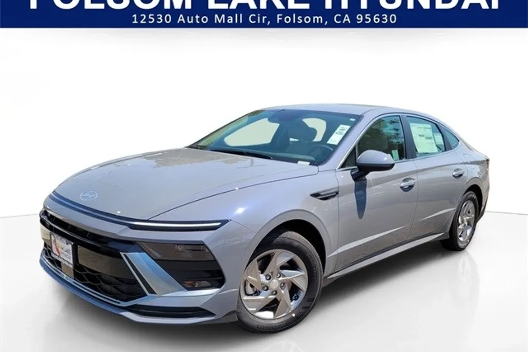 2025 Hyundai Sonata SE photo 1