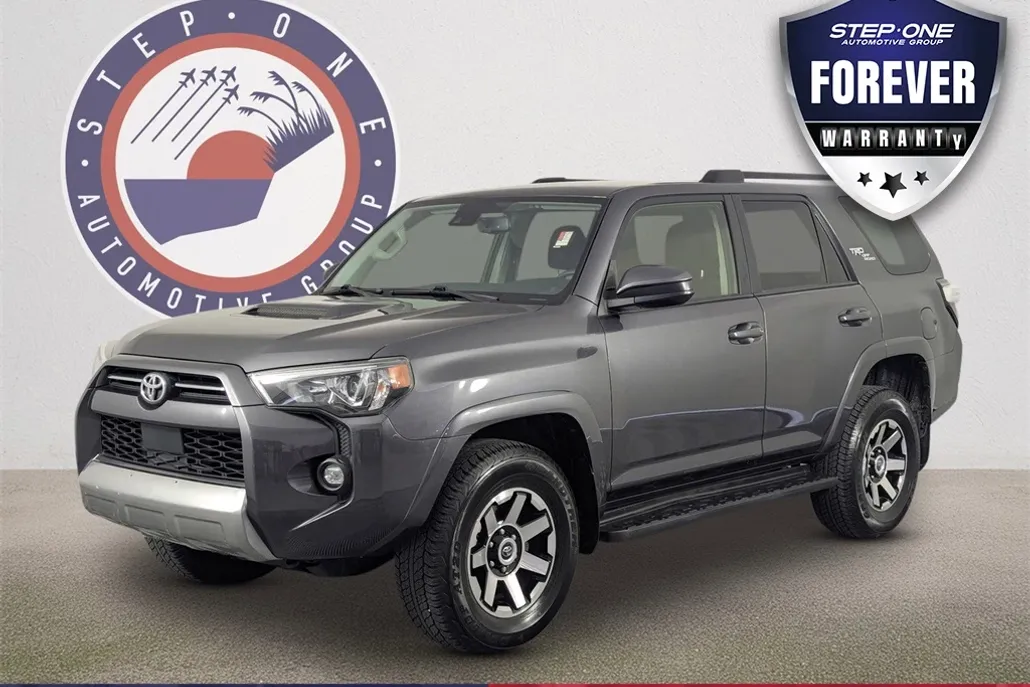 2022 Toyota 4Runner TRD Off-Road photo 1