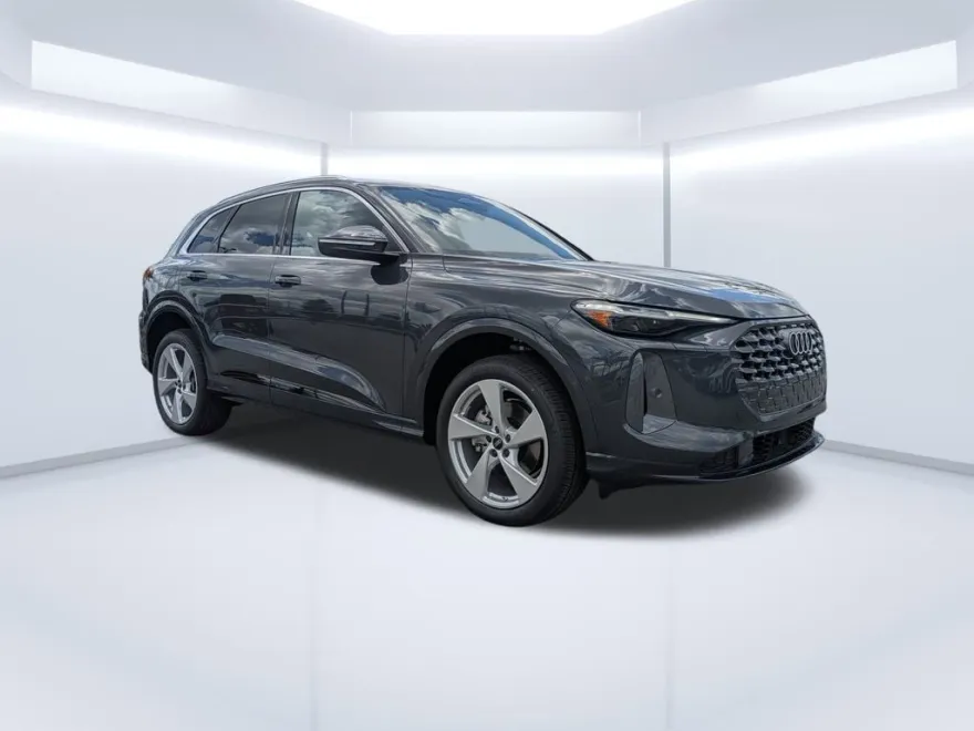 2025 Audi Q5 Premium Plus photo 1