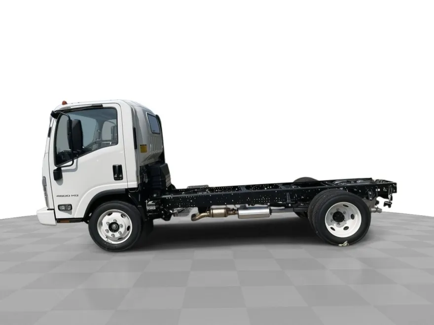 2024 Chevrolet Silverado 4500HD photo 1