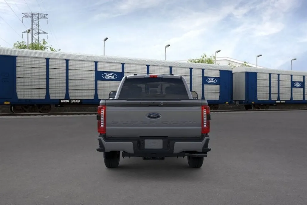 2026 Ford F-350 photo 1