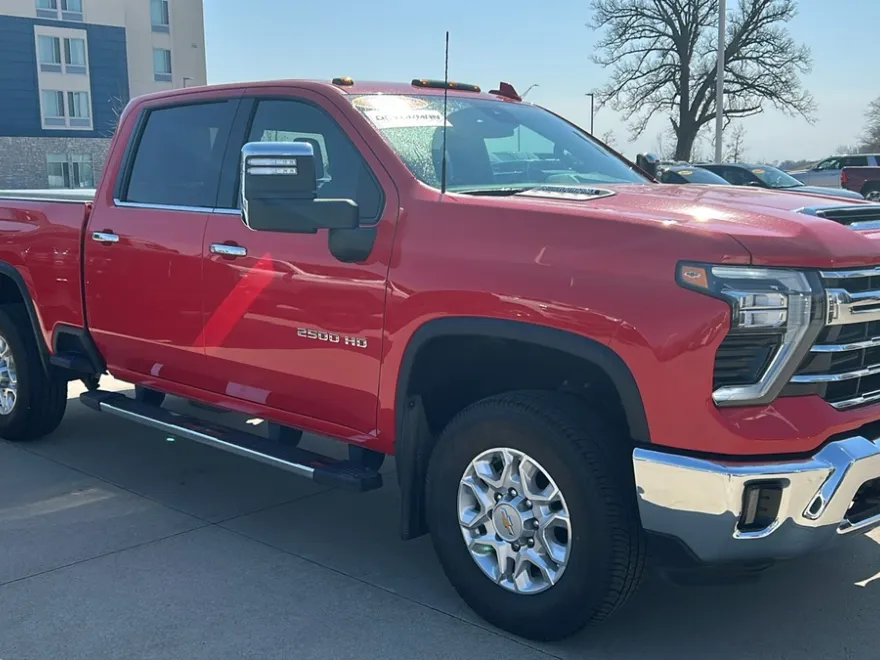 2024 Chevrolet Silverado 2500HD LTZ photo 1