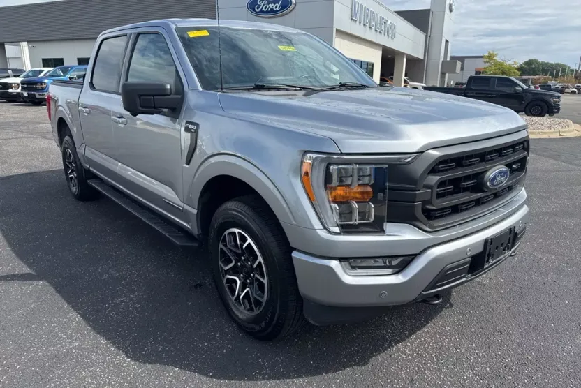 2022 Ford F-150 XLT photo 1