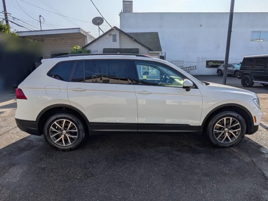 2021 Volkswagen Tiguan S photo 1